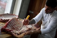 Thịt bò được bán ở cửa hàng tại Buenos Aires, Argentina ngày 10/6/2024. Ảnh: REUTERS/TTXVN