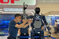 Việt Nam phấn đấu đến năm 2040 trở thành một trong các trung tâm về công nghiệp bán dẫn, điện tử toàn cầu. Ảnh: Linh Nguyễn