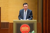 Tổng Thanh tra Chính phủ Đoàn Hồng Phong trình dự án luật. 