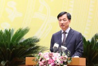 Ủy viên Bộ Chính trị, Bí thư Thành ủy Hà Nội Nguyễn Duy Ngọc phát biểu tại kỳ họp.