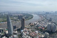 Giai đoạn từ năm 2020 đến giữa năm 2024, hoạt động kinh doanh bất động sản Thành phố có lúc tăng trưởng âm hơn 15%. Sang năm 2025, tăng trưởng hoạt động kinh doanh bất động sản của Thành phố đạt 3,06%. Ảnh: Lê Toàn. 