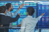 Tuần qua, khối ngoại mua ròng 500 tỷ đồng trên thị trường chứng khoán Việt Nam