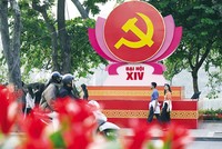 Nghị quyết Đại hội XIV của Đảng yêu cầu đẩy mạnh phát triển kinh tế thị trường định hướng xã hội chủ nghĩa hiện đại, hội nhập quốc tế, đáp ứng yêu cầu phát triển lực lượng sản xuất mới. Ảnh: Đức Thanh 