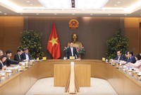 Phó Thủ tướng Hồ Đức Phớc: Sử dụng linh hoạt, hiệu quả các công cụ, biện pháp điều tiết giá theo quy định của pháp luật về giá để kiểm soát, bình ổn thị trường - Ảnh: VGP.