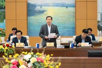 Tổng Thư ký Quốc hội, Chủ nhiệm Văn phòng Quốc hội, Chánh Văn phòng Hội đồng Bầu cử quốc gia Lê Quang Mạnh trình bày báo cáo - Ảnh: PT. 