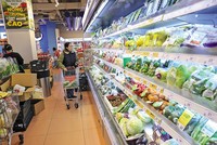 Khi giá xăng, diesel, nhiên liệu bay nằm lì ở mức cao, chiến tranh đã bước khỏi thị trường năng lượng để đi vào nền kinh tế thực. Ảnh: Đức Thanh