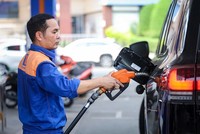 Bộ Tài chính đề xuất giảm thuế bảo vệ môi trường đối với xăng dầu 