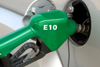 Các doanh nghiệp xăng dầu đầu mối khẳng định đã sẵn sàng hạ tầng, nguồn cung cho xăng E10 đưa vào tiêu thụ trên toàn quốc..