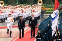 Lễ đón trọng thể Thủ tướng Robert Fico. Ảnh: Đức Thanh.