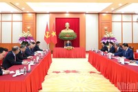 Quang cảnh cuộc điện đàm. Ảnh Phương Hoa.