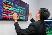 Một số ngân hàng mạnh tay chia cổ tức, đồng thời lên kế hoạch tăng vốn điều lệ