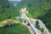 Một đoạn công trường thi công cao tốc Đồng Đăng - Trà Lĩnh. 