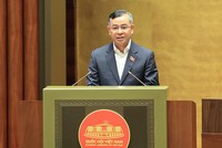 Bộ trưởng Bộ Tài chính Ngô Văn Tuấn báo cáo tiếp thu, giải trình - Ảnh Đức Thanh. 