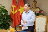 Phó Thủ tướng Thường trực Chính phủ Phạm Gia Túc làm việc với Bộ Xây dựng, một số bộ, ngành, TP. Hà Nội, TPHCM về tình hình triển khai các dự án đường sắt - Ảnh: VGP.