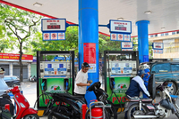 Thủ tướng: Bộ Công thương lo đủ điện, xăng dầu 