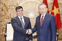 Tổng Bí thư, Chủ tịch nước Tô Lâm tiếp Đại sứ Mông Cổ tại Việt Nam Jigjee Sereejav. Ảnh: Thống Nhất/TTXVN.