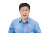 Ông Hoàng Minh Hiếu, Ủy viên là đại biểu Quốc hội hoạt động chuyên trách tại Ủy ban Pháp luật và Tư pháp của Quốc hội 