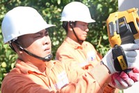 Công suất phụ tải điện toàn quốc đã lập đỉnh mới vào lúc 13h40 khi đạt 55.196 MW 