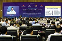 Hiếm có chủ đề nào trong thời gian gần đây thu hút sự quan tâm rộng lớn như câu chuyện đổi mới mô hình phát triển đất nước. Ảnh: T.G 