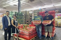 Hơn 2 tấn vải thiều tươi của Việt Nam vừa được xuất khẩu thành công sang Houston, Mỹ. 
