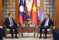 Nhân chuyến tham dự Hội nghị Cấp cao ASEAN lần thứ 48 tại Cebu, Philippines, tháng 5/2026, Thủ tướng Chính phủ Lê Minh Hưng gặp Thủ tướng Lào Sonexay Siphandone. Ảnh: TTXVN.