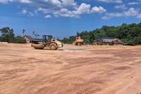 Nút giao dự án Đường tránh phía Đông TP. Đông Hà với Quốc lộ 1 tại Dốc Miếu đang được triển khai thi công xây dựng. 