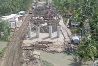 Thi công cao tốc Cần Thơ - Hậu Giang (Ảnh: P.V)