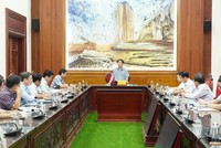 Bí thư Tỉnh ủy Quảng Trị Nguyễn Văn Phương phát biểu kết luận tại buổi làm việc. Ảnh: Quốc Việt