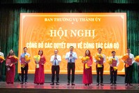 Lãnh đạo thành phố Đà Nẵng trao các quyết định điều động, bổ nhiệm cán bộ.