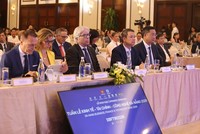Tuần lễ Kinh tế, Tài chính và Công nghệ Đà Nẵng năm 2026 vừa khai mạc, đón nhiều “bộ óc” tài chính quốc tế đến tham dự, hiến kế cho Đà Nẵng phát triển. 