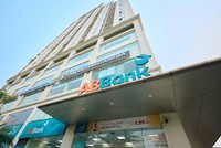 Đây là bệ phóng vững chắc khi ngân hàng đang xúc tiến kế hoạch tăng vốn lên trên 20.000 tỷ đồng và dọn đường chuyển niêm yết lên sàn HOSE.
