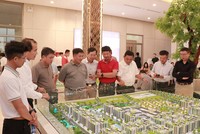 Dự thảo Luật Kinh doanh bất động sản (sửa đổi) đề xuất thay đổi cách tiếp cận đối với điều kiện đưa bất động sản hình thành trong tương lai vào kinh doanh. Theo đó, Luật chỉ quy định các nguyên tắc và nội dung mang tính ổn định, có giá trị lâu dài. Ảnh: TT