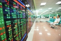 Kỳ vọng về kết quả kinh doanh quý II cùng môi trường lãi suất thấp được xem là những yếu tố hỗ trợ dòng tiền trên thị trường chứng khoán