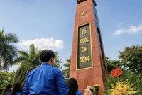Tuổi trẻ Bộ Tài chính thắp sáng ngọn lửa tri ân các Anh hùng Liệt sĩ 