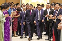 Thủ tướng Chính phủ và các doanh nghiệp tại Hội nghị thường trực Chính phủ với cộng đồng doanh nghiệp ngày 18/7/2026. Ảnh: Nhật Bắc