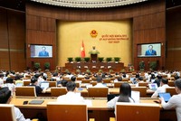 Quốc hội nghe tờ trình điều chỉnh chủ trương đầu tư Dự án đầu tư xây dựng tuyến đường sắt Lào Cai - Hà Nội - Hải Phòng. 
