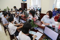 Nghị quyết yêu cầu các bộ, cơ quan ngang bộ thực hiện sắp xếp tổ chức bộ máy bên trong đồng bộ với phân cấp, phân quyền (hoàn thành trong tháng 10/2026).