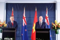 Tổng Bí thư, Chủ tịch nước Tô Lâm và Thủ tướng New Zealand gặp gỡ báo chí. Ảnh: Thống Nhất/TTXVN.