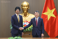 Thủ tướng Chính phủ Lê Minh Hưng tiếp Đại sứ Singapore tại Việt Nam Rajpal Singh - Ảnh: chinhphu.vn/Nhật Bắc