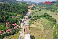 Công trình đường bộ cao tốc Đồng Đăng - Trà Lĩnh. Ảnh: Đức Thanh