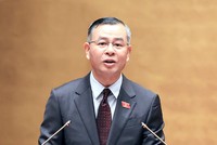 Bộ trưởng Bộ Tài chính Ngô Văn Tuấn trình bày tờ trình - Ảnh: Đức Thanh.