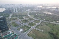  Đến nay, TP.HCM đã phê duyệt phương án đấu giá đối với 5 lô đất tại Khu đô thị mới Thủ Thiêm, với tổng diện tích khoảng 36.550 m2 và tổng giá khởi điểm hơn 12.500 tỷ đồng. Ảnh: Lê Toàn.