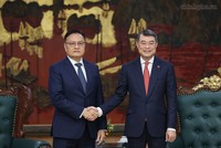 Thủ tướng Lê Minh Hưng tiếp Phó Thủ tướng, Bộ trưởng Bộ Tài chính Lào Santiphab Phomvihane - Ảnh: chinhphu.vn/Nhật Bắc