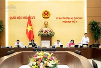 Phiên họp sáng 4/9 của Ủy ban Thường vụ Quốc hội. 