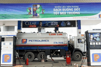 8 tháng năm 2026, chi nhập khẩu xăng dầu vọt lên 8,359 tỷ USD, vượt mức 6,81 tỷ USD của cả năm ngoái. 