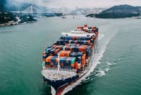 Kim ngạch xuất khẩu hàng Việt 8 tháng tăng 68,7 tỷ USD so với cùng kỳ năm trước. 