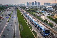 Các khu vực quanh ga sẽ được định hướng bố trí đất và công trình hỗn hợp, kết hợp các chức năng nhà ở, thương mại, dịch vụ, văn phòng và công trình công cộng. Ảnh: Lê Toàn.
