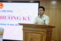 Ông Ngô Chung Khanh, Phó vụ trưởng Vụ Phát triển thị trường nước ngoài và Thương mại đa biên thông tin về tiến độ đàm phán Hiệp định Thương mại đối ứng Việt - Mỹ. (Ảnh: HY).
