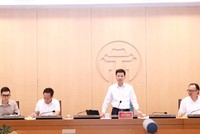 Phó Chủ tịch UBND TP. Hà Nội Bùi Duy Cường chủ trì cuộc họp.