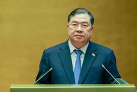Ủy viên Bộ Chính trị, Phó Thủ tướng Thường trực Chính phủ Phạm Gia Túc trình bày chuyên đề về tình hình phát triển kinh tế-xã hội, thực hiện ngân sách nhà nước năm 2026; dự kiến kế hoạch phát triển kinh tế-xã hội, dự toán ngân sách nhà nước năm 2027. Ảnh: Đức Thanh.